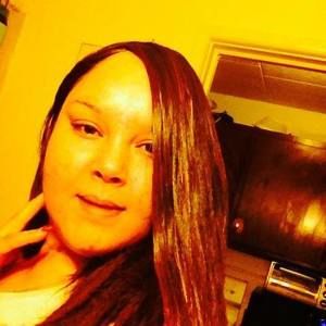 Meet your Posher, Lola